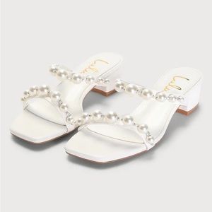 Lulus Damii White Pearl Slide Sandals size 7.5